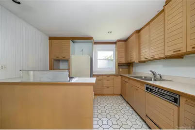 13 Toomey Drive, Poughkeepsie, NY 12603 - Photo 7
