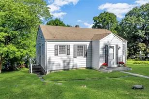 4 Crescent Dr, Cortlandt Manor, NY 10567 - Photo 3