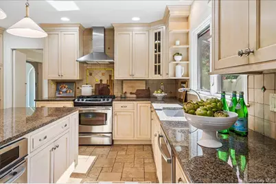 62 Broadfield Road, New Rochelle, NY 10804 - Photo 15