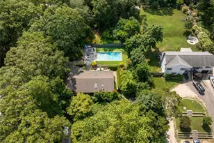 102 Fanning Ave, Hampton Bays, NY 11946 - Photo 21