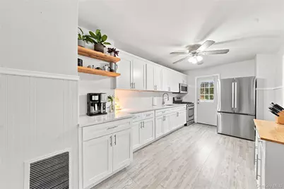 5 Talbot Lane, Selden, NY 11784 - Photo 5