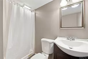 5 Talbot Ln, Selden, NY 11784 - Photo 39