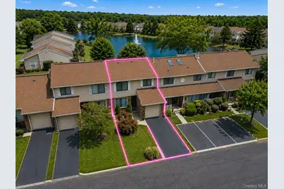 230 Pond View Lane, Smithtown, NY 11787 - Photo 43