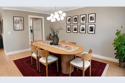 230 Pond View Lane, Smithtown, NY 11787 - Photo 11