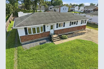 1035 Tooker Avenue, West Babylon, NY 11704 - Photo 5