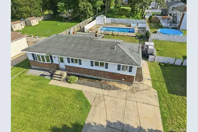 1035 Tooker Avenue, West Babylon, NY 11704 - Photo 7