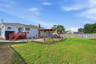 1035 Tooker Ave, West Babylon, NY 11704 - Photo 27