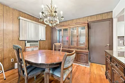 1035 Tooker Avenue, West Babylon, NY 11704 - Photo 15