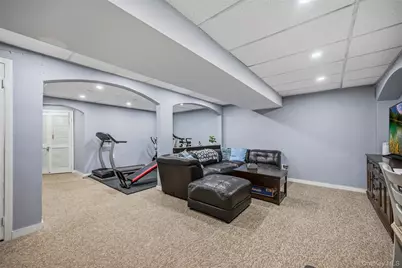 72 Yorkshire Drive, Suffern, NY 10901 - Photo 29