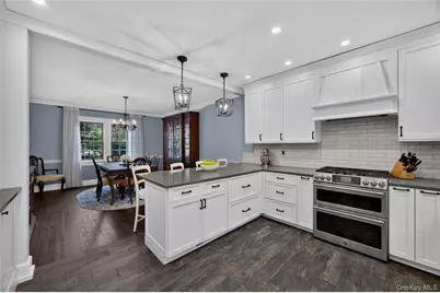 26 Brookside Circle, Bronxville, NY 10708 - Photo 5