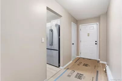 12 Skyline Drive #8, Fishkill, NY 12524 - Photo 5