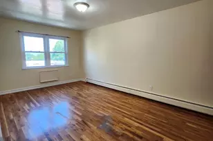 165-19 Chapin Pkwy, Jamaica, NY 11432 - Photo 15