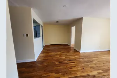 165-19 Chapin Pkwy #3, Jamaica, NY 11432 - Photo 3