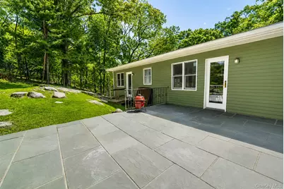 31 Pleasant Road, Lake Peekskill, NY 10537 - Photo 33