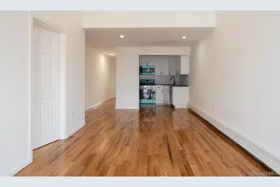 9483 218th Street, Queens Village, NY 11428 - Photo 7