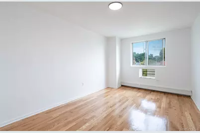 9483 218th Street, Queens Village, NY 11428 - Photo 17