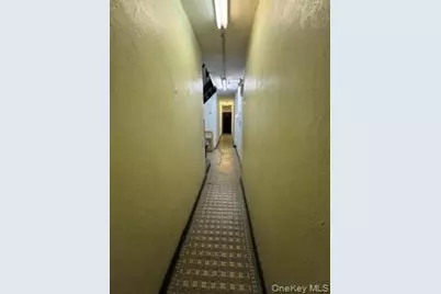 61 Mott Street, New York, NY 10013 - Photo 11