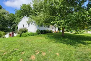 63 Phillips St, Beacon, NY 12508 - Photo 5