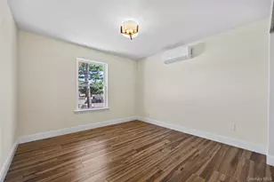 37 Gladstone Ave, West Islip, NY 11795 - Photo 15