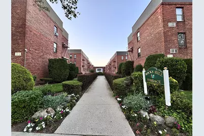 215-27 48th Avenue #1B, Bayside, NY 11364 - Photo 5