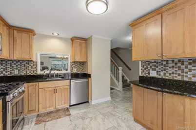 601 Mallard Way, Peekskill, NY 10566 - Photo 9