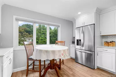 410 S Chelsea Road, White Plains, NY 10603 - Photo 5