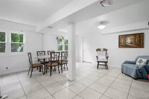 410 S Chelsea Rd, White Plains, NY 10603 - Photo 21