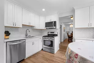 410 S Chelsea Rd, White Plains, NY 10603 - Photo 3