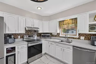 38 Elk Rd, Hopewell Junction, NY 12533 - Photo 13