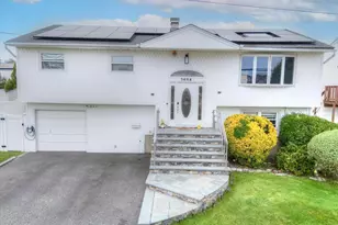 3684 Oceanside Rd E, Oceanside, NY 11572 - Photo 29