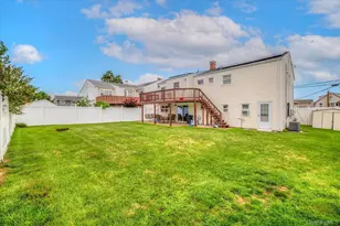 3684 Oceanside Rd E, Oceanside, NY 11572 - Photo 27