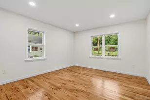 45 Main St, Sparrow Bush, NY 12780 - Photo 17