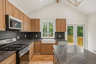 45 Main St, Sparrow Bush, NY 12780 - Photo 11