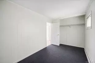 440 Clayton St, Central Islip, NY 11722 - Photo 23