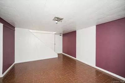 440 Clayton Street, Central Islip, NY 11722 - Photo 35