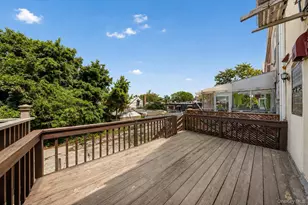 153-39 60th Ave, Flushing, NY 11355 - Photo 21