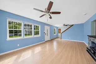 8 Halewood Dr, Shirley, NY 11967 - Photo 9