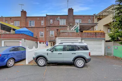 60-23 77th Place, Middle Village, NY 11379 - Photo 17
