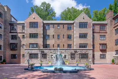 915 Wynnewood Road #G4, Pelham, NY 10803 - Photo 15