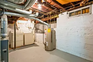 89-53 218th Pl, Queens Village, NY 11427 - Photo 15