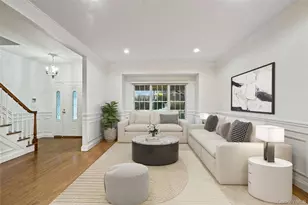 1 Fairway Dr, Old Bethpage, NY 11804 - Photo 3