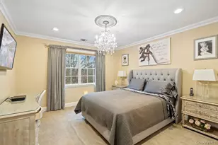 1 Fairway Dr, Old Bethpage, NY 11804 - Photo 13