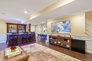 1 Fairway Dr, Old Bethpage, NY 11804 - Photo 15