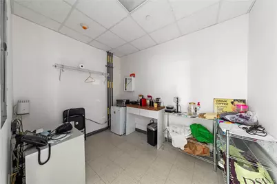 8810 J, Brooklyn, NY 11236 - Photo 11