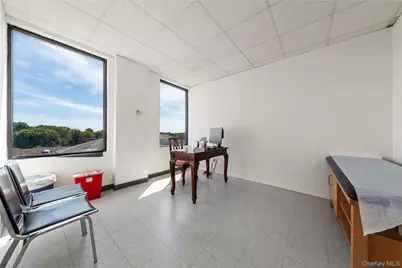 8810 J, Brooklyn, NY 11236 - Photo 9