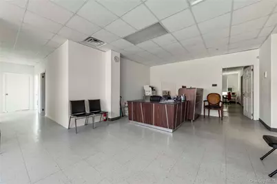 8810 J, Brooklyn, NY 11236 - Photo 5