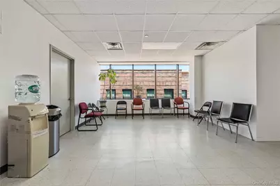 8810 J, Brooklyn, NY 11236 - Photo 3