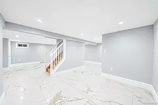 231-15 126th Ave, Jamaica, NY 11413 - Photo 21