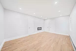 231-15 126th Ave, Jamaica, NY 11413 - Photo 23
