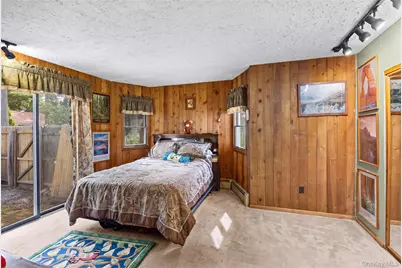 24 Yosemite Lane, Coram, NY 11727 - Photo 25